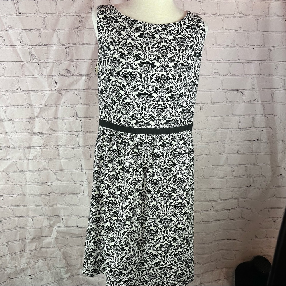 LOFT Black White Patterned sheath sleeveless Dress womens 12 classic office